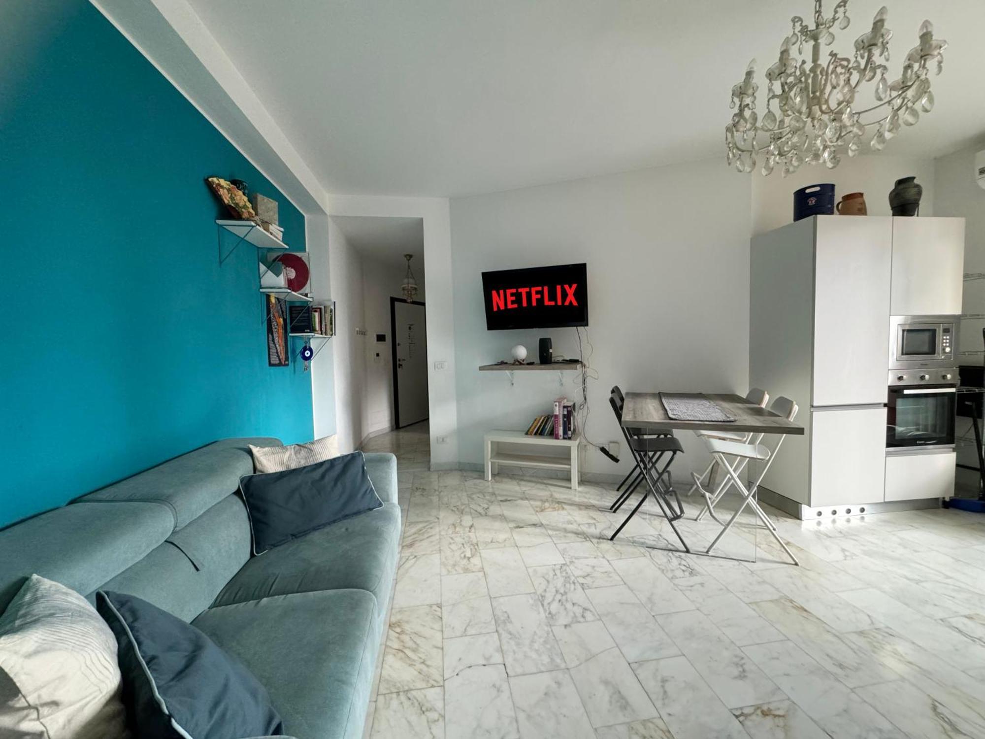 Home Stay And Relax In Милано Екстериор снимка